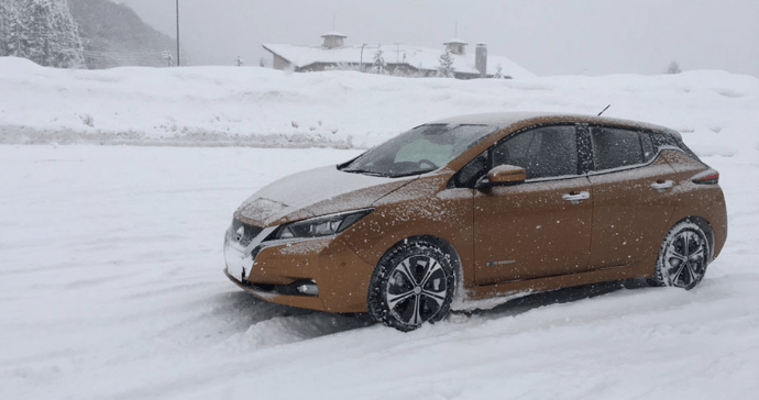 雪の中、日産リーフ（40kWh）で秋田→仙台を走ってみた。秋田道、東北道利用