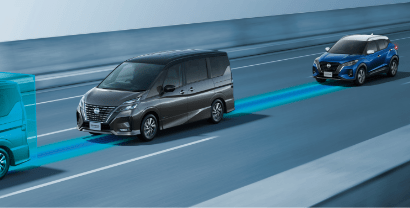 Safety 02 見えない2台前の車も検知！インテリジェント FCWコンパクトSUV初※#全グレード標準装備