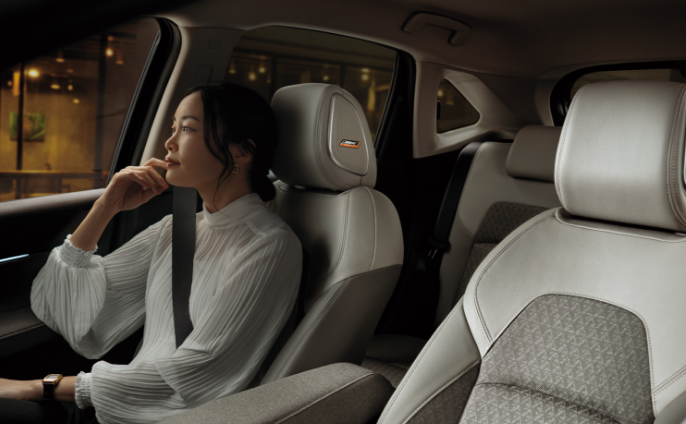 イメージ : 02.細部にまでこだわった上質さと心地よさを肌で感じられる室内空間