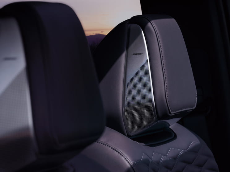 BOSE Premium Sound System
