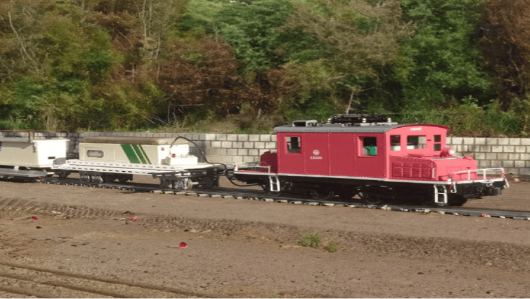 ミニ電車運行