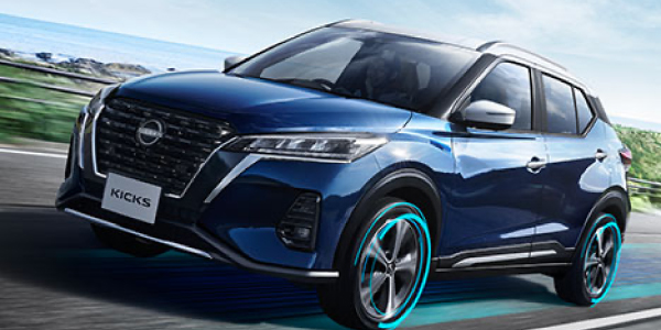 アクセルを踏んだ瞬間加速する